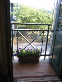 balcony